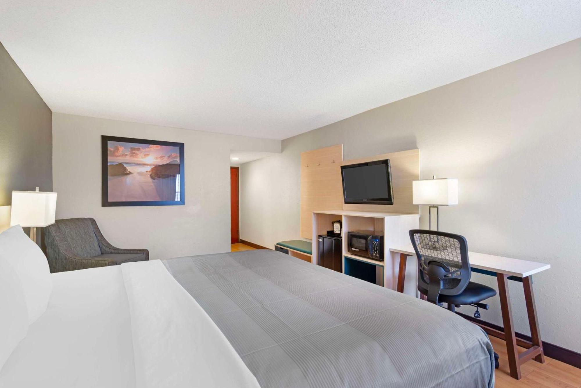 Quality Inn Valley - West Point Ngoại thất bức ảnh