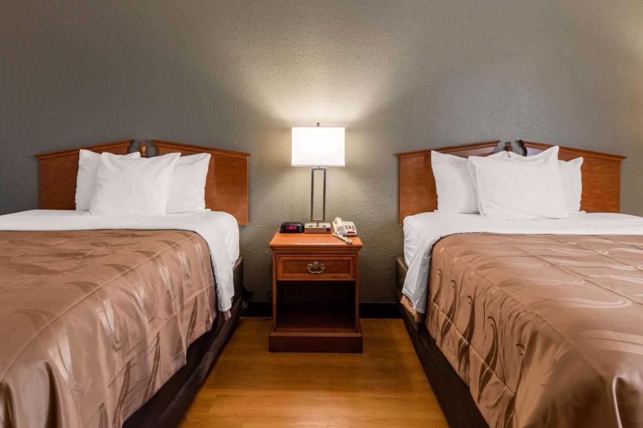 Quality Inn Valley - West Point Ngoại thất bức ảnh