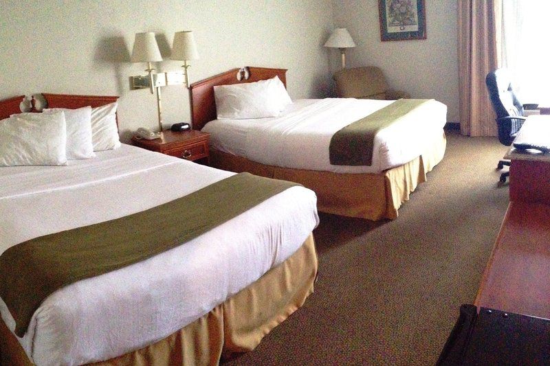 Quality Inn Valley - West Point Ngoại thất bức ảnh